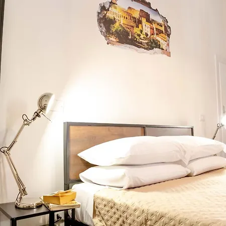 Myway Colosseo * Rome